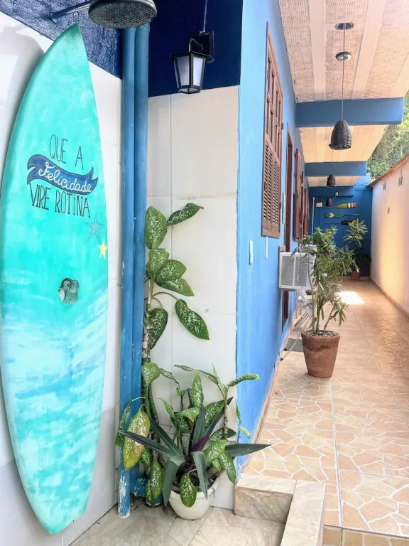 Suites Casa Azul-Vila do Abraão- conforto, limpeza, ótima localização