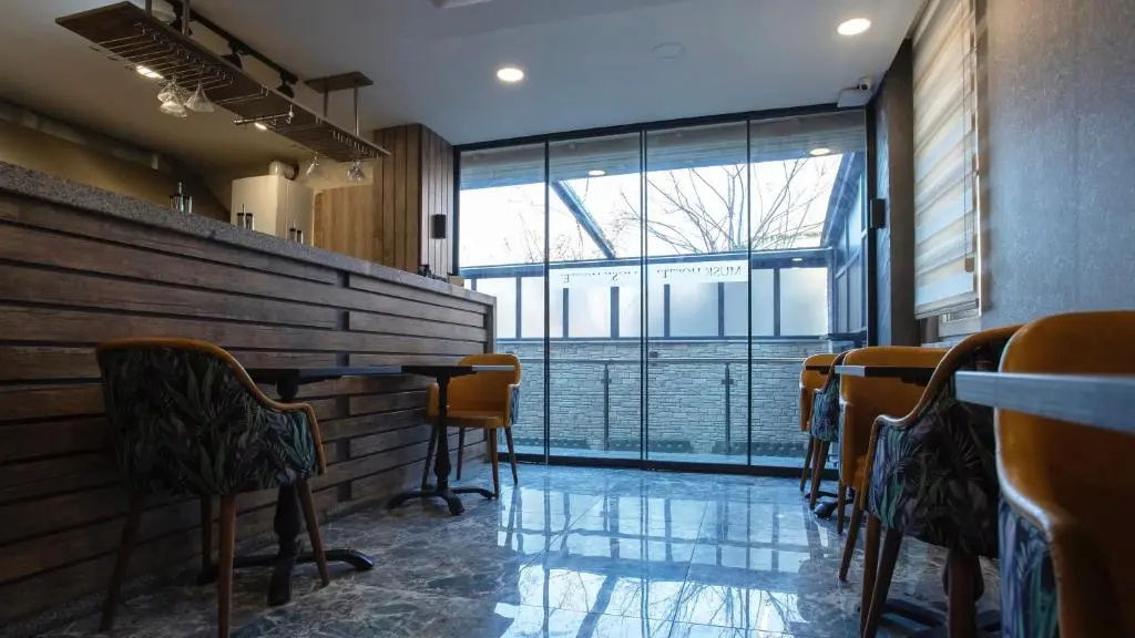 musk hostel