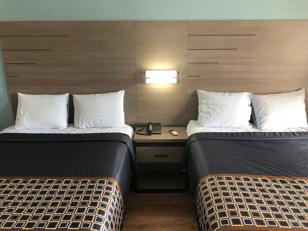 Luxury Inn & Suites