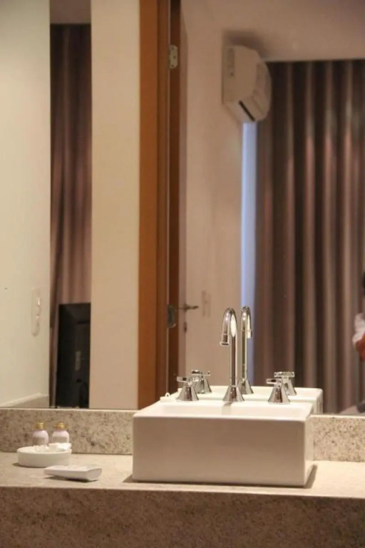 Midas Rio Suites