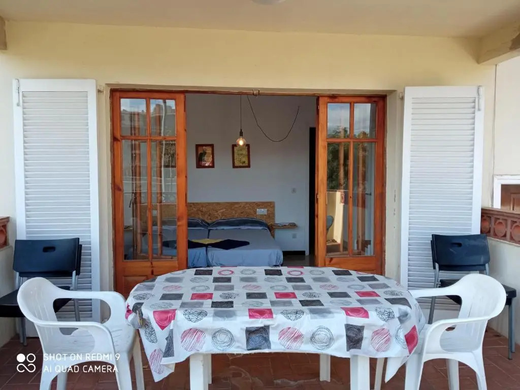 Apartament amb dues grans terrasses de 50 m2 i 16 m2 a 300 m de la platja