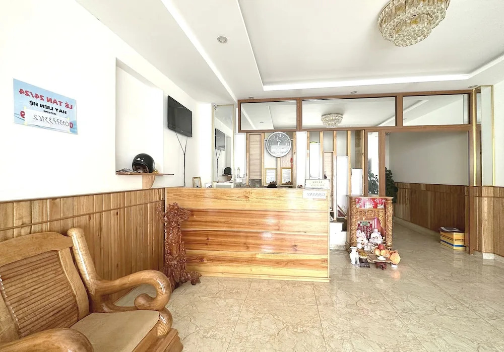 OYO 1195 Vu Thanh Hotel