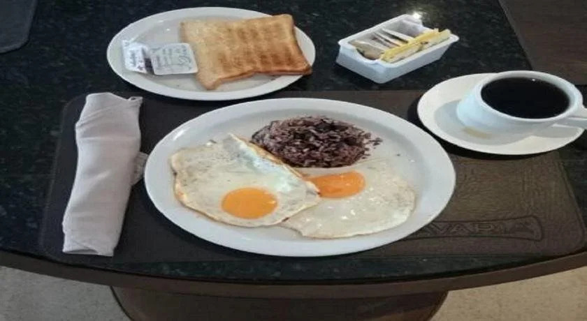 Costa Rica Tennis Club & Hotel
