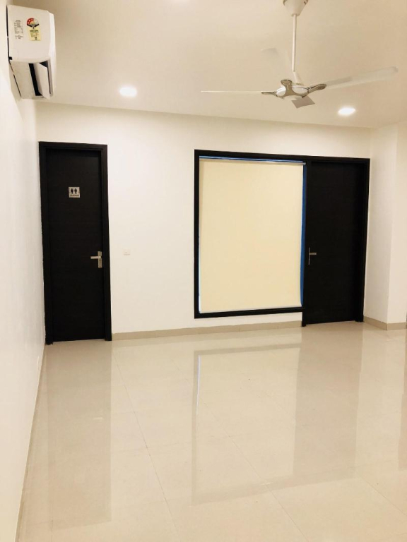 Vivid Boutique Hotel, Medanta, Gurugram