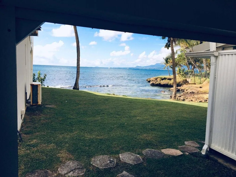 Property with One Bedroom in Le Gosier, with Wonderful Sea View And Furnished Garden - 500 M From the Beach
