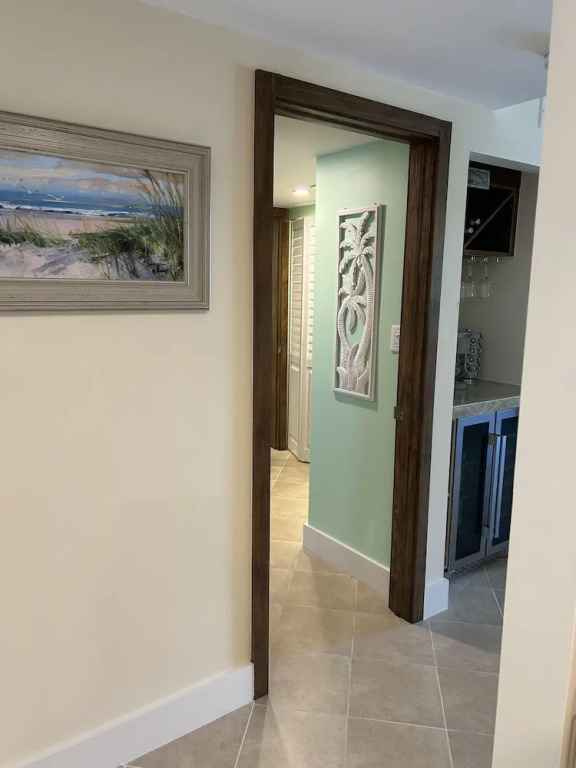 Gorgeous 2 bedroom condo with panoramic views of the Atlantic Ocean. 2 Condo by RedAwning