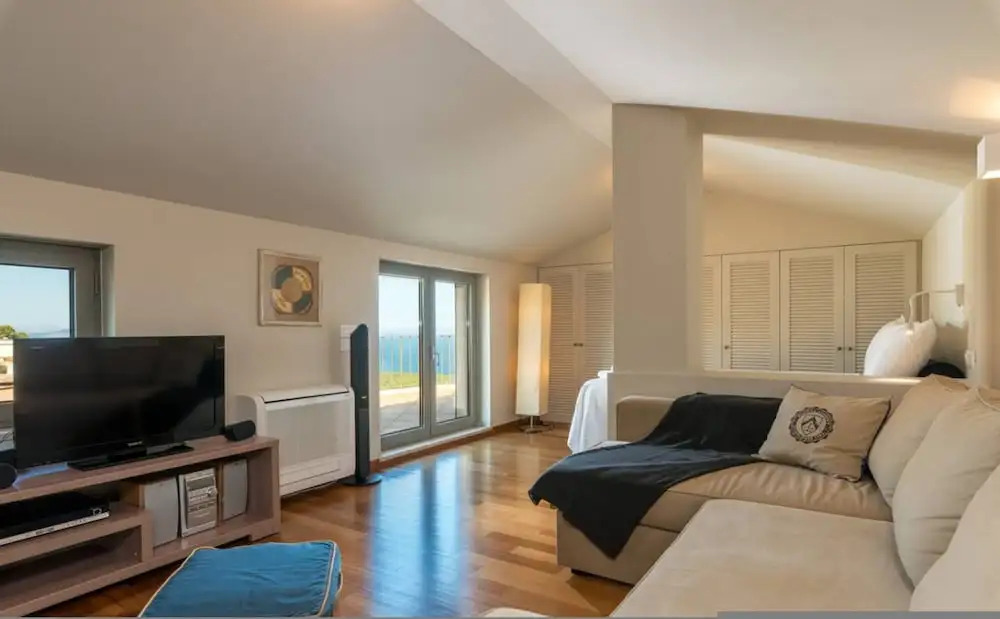 Villa Kalida, Stunning Seaview and Relax