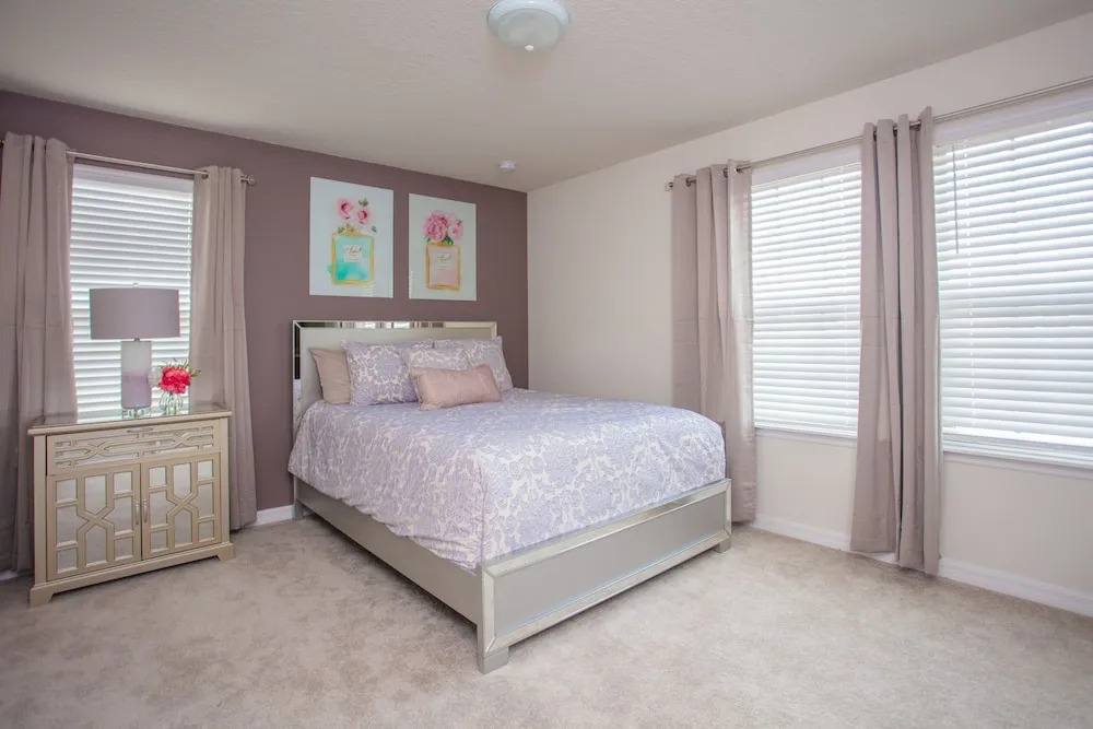 9 Bedroom Vacation Home in Windsor at Westside