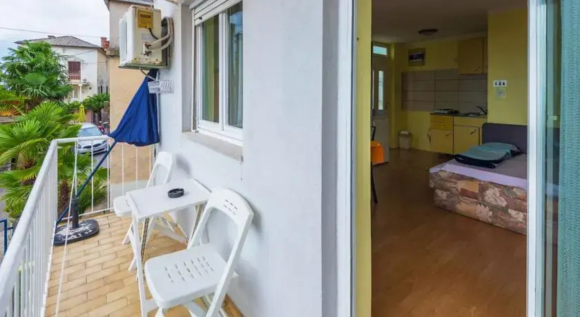 Apartment Major