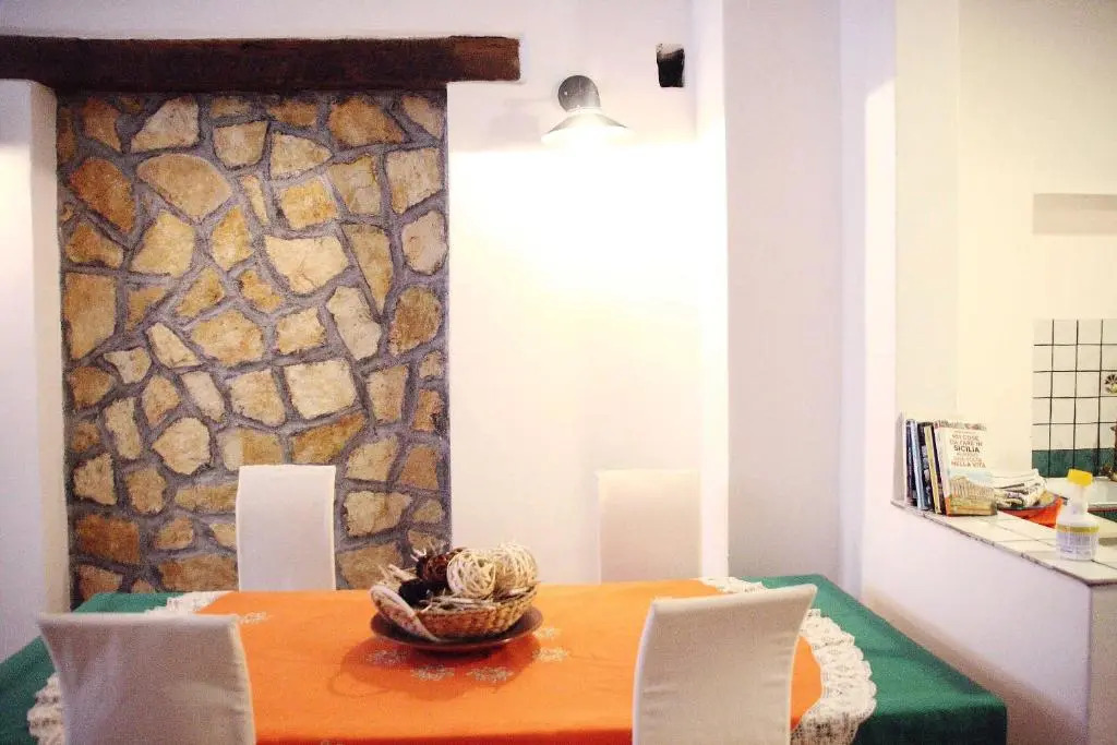 Daniela House