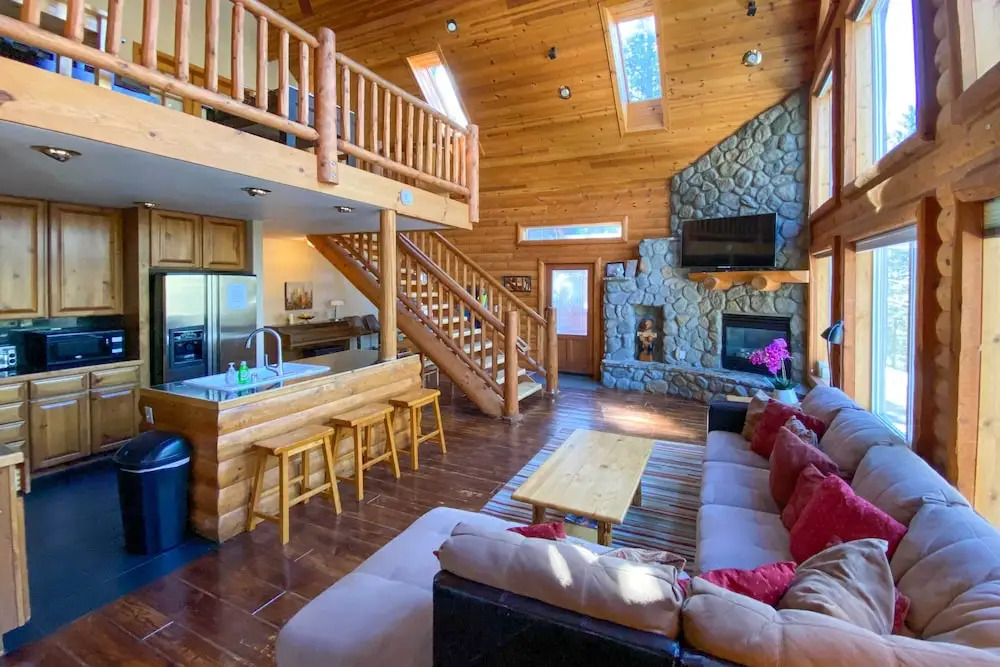 Hot Tub, Indoor Pool! Home 8 Mi to Heavenly Skiing