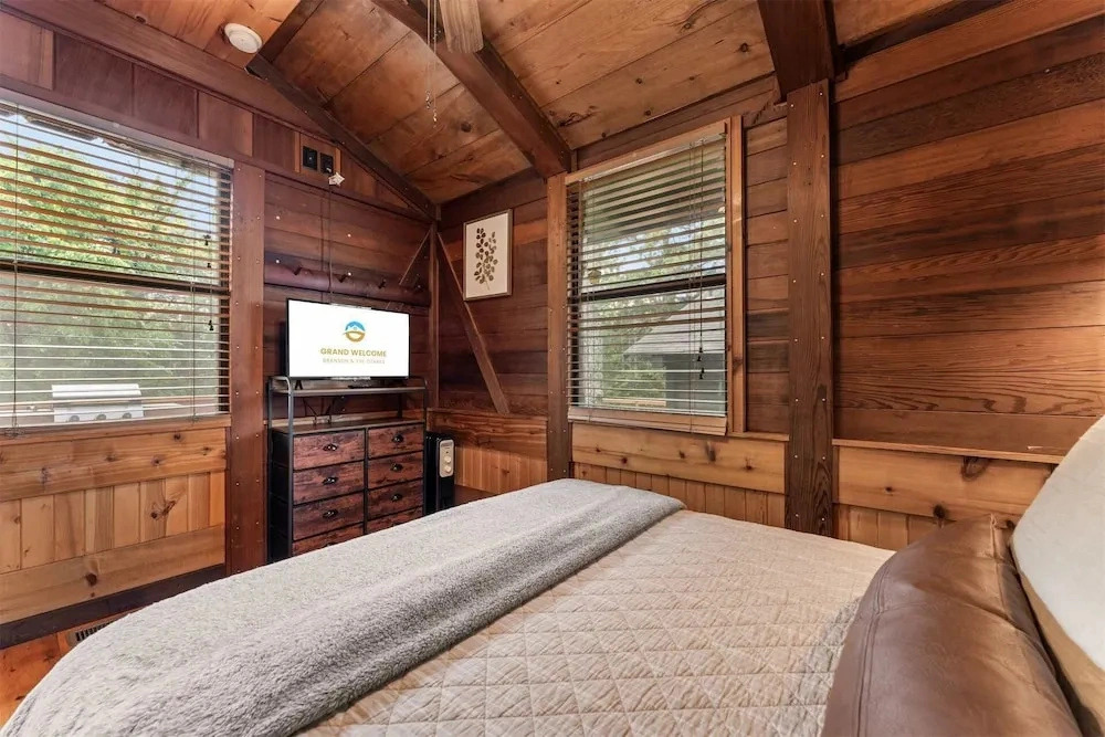 Whispering Bass Lodge 3bdr