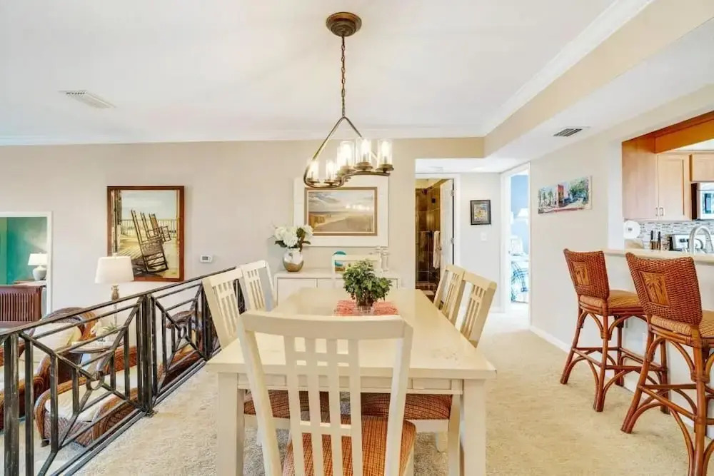 Coastal Lakehouse Condo on Siesta Key Public Beach