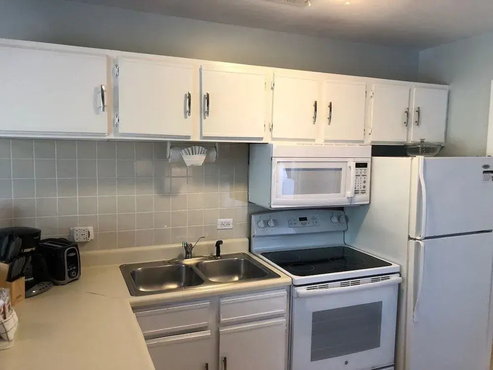 Marco Island Lakeside Inn