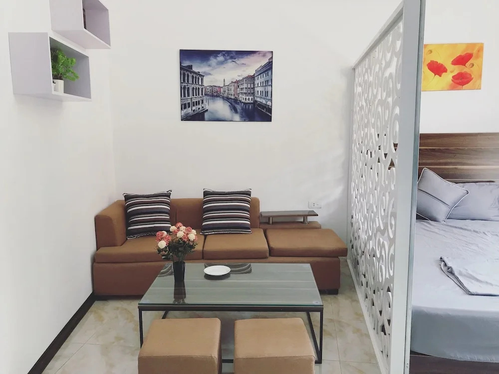 Limo Residence