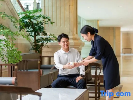 Zhuhai Delong M Seaview Hotel (Lovers Road Seaside Swimming Pool Store)