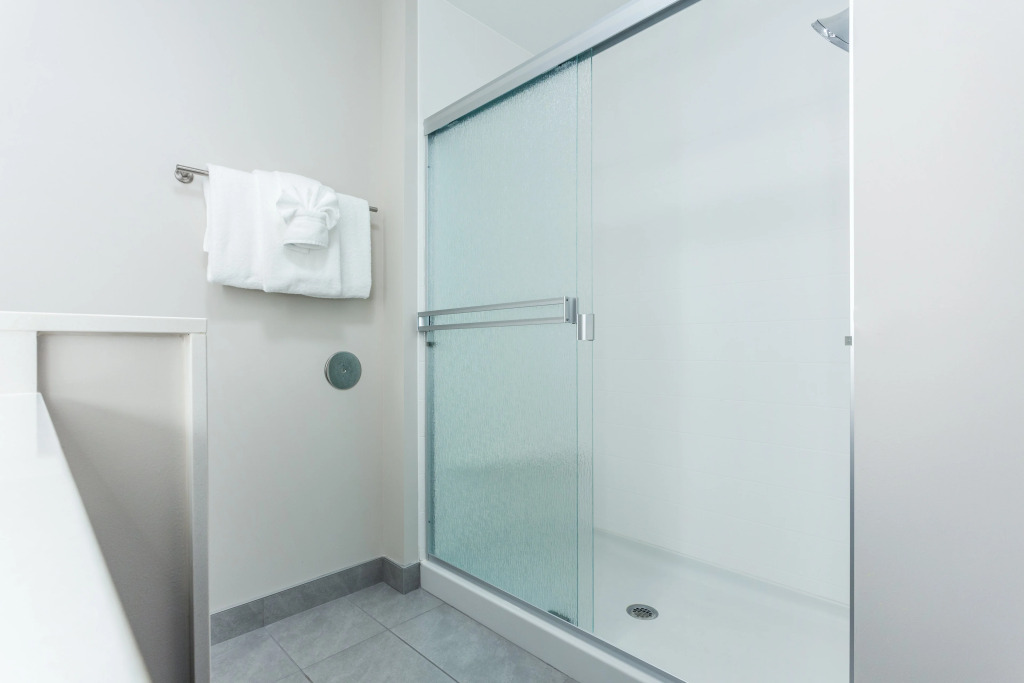 Holiday Inn Express & Suites - Rice Lake by IHG