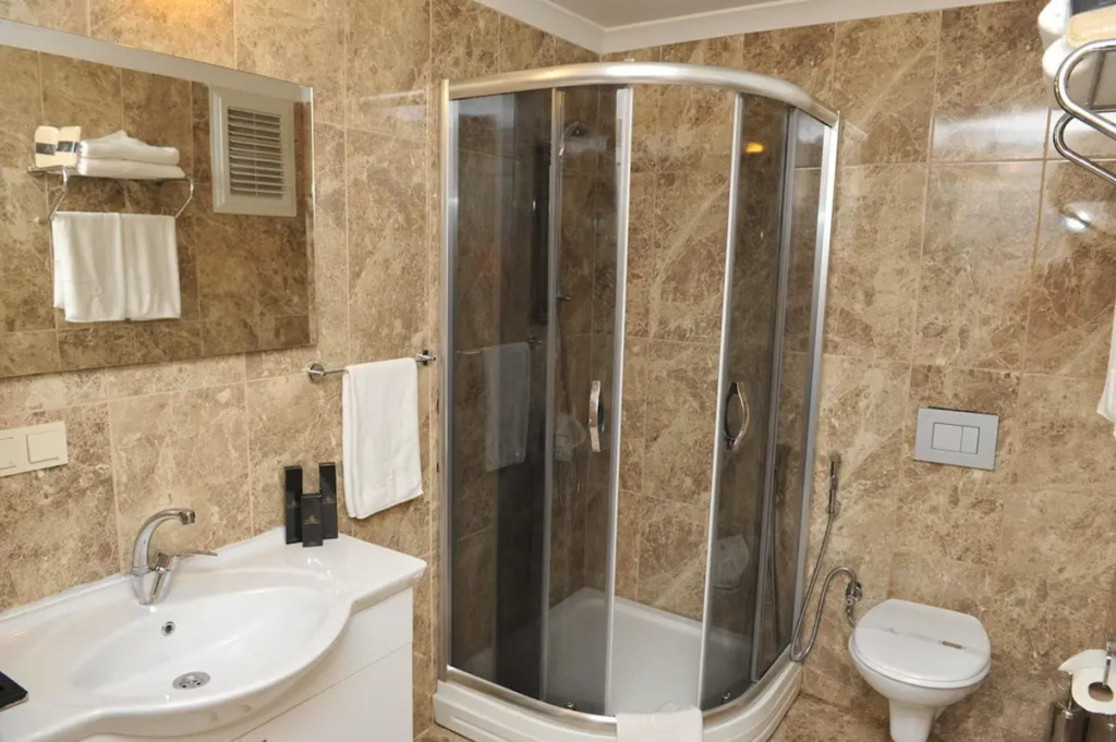 Qamar Prestige Suites