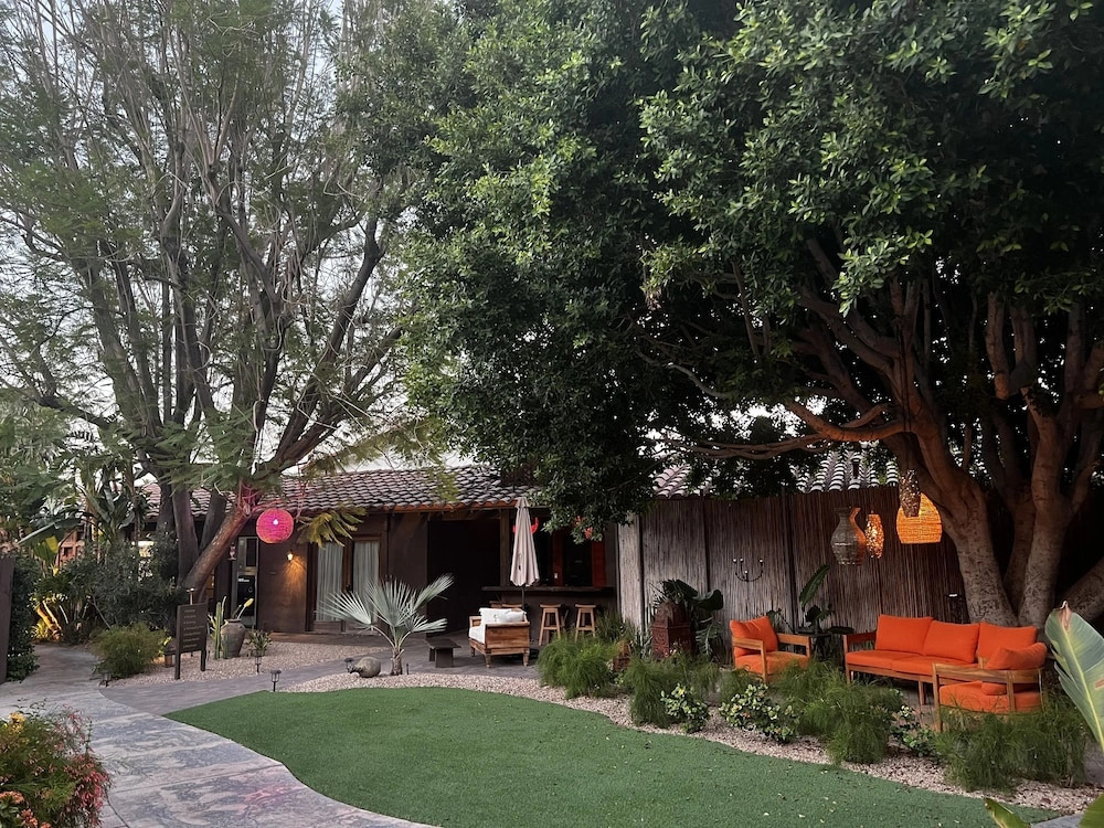 Talavera Palm Springs Hotel - 21 and Over