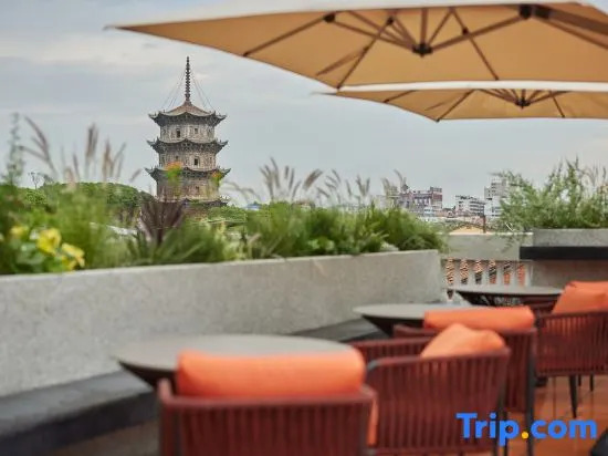 Quanzhou Lushi Homestay (West Street Kaiyuan Temple Branch)