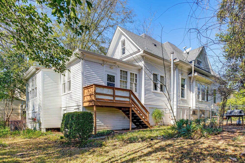Explore Jackson! Historic Belhaven Home w/ Porch