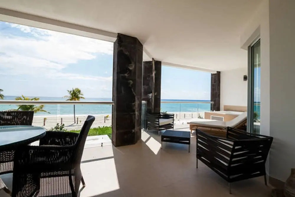 Marea Azul Condominium by ChezPlaya