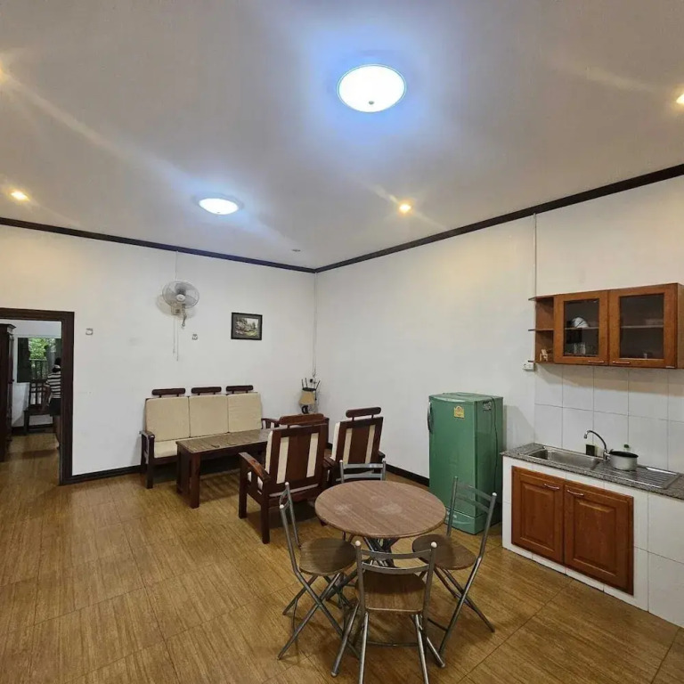 Ali Xayathit Apartment & Hotel