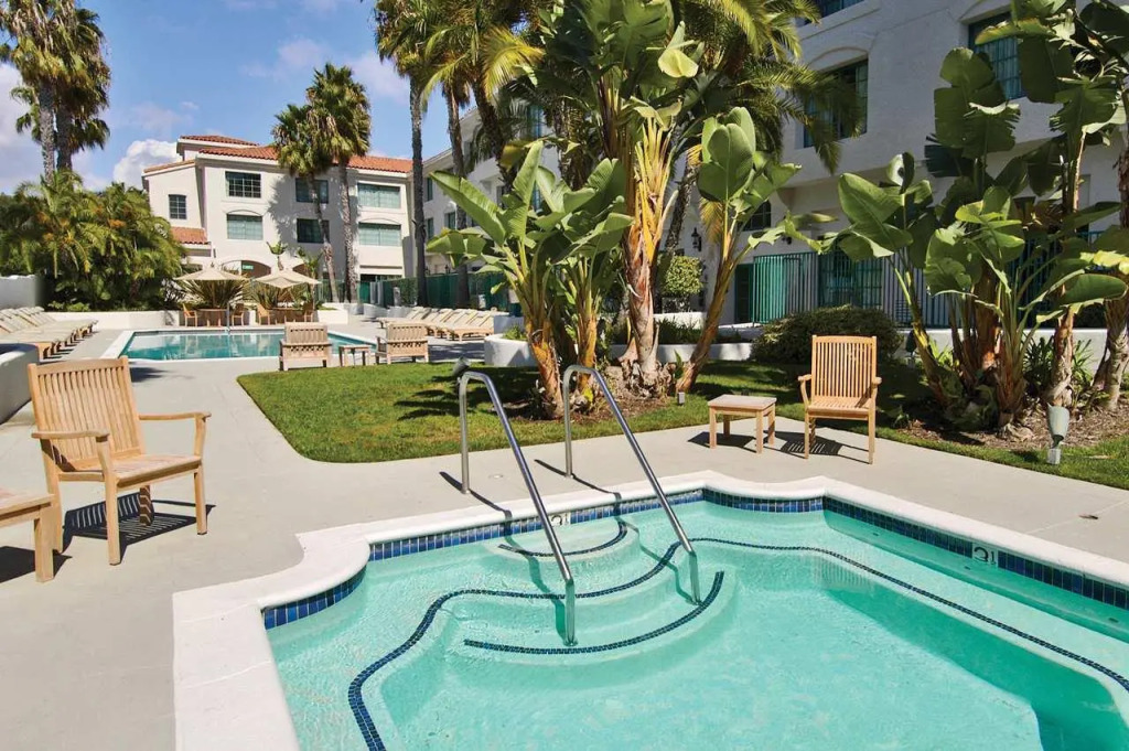 DoubleTree by Hilton San Pedro