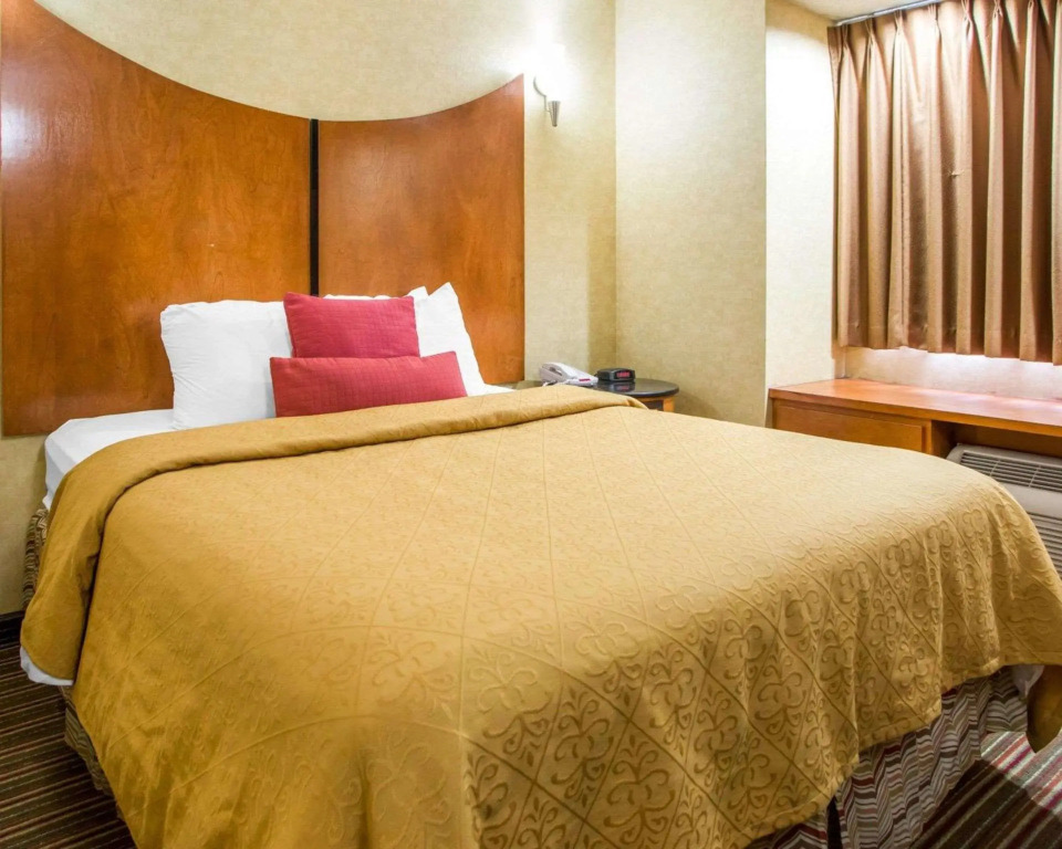 Quality Inn & Suites North-Polaris