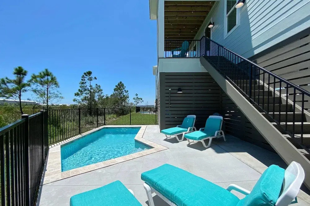 Azure Horizon Beachfront Charm in Gulf Shores