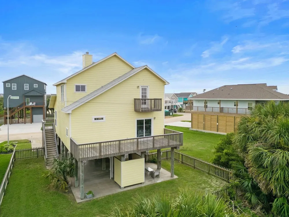 The Krusty Krab by Ryson Vacation Rentals