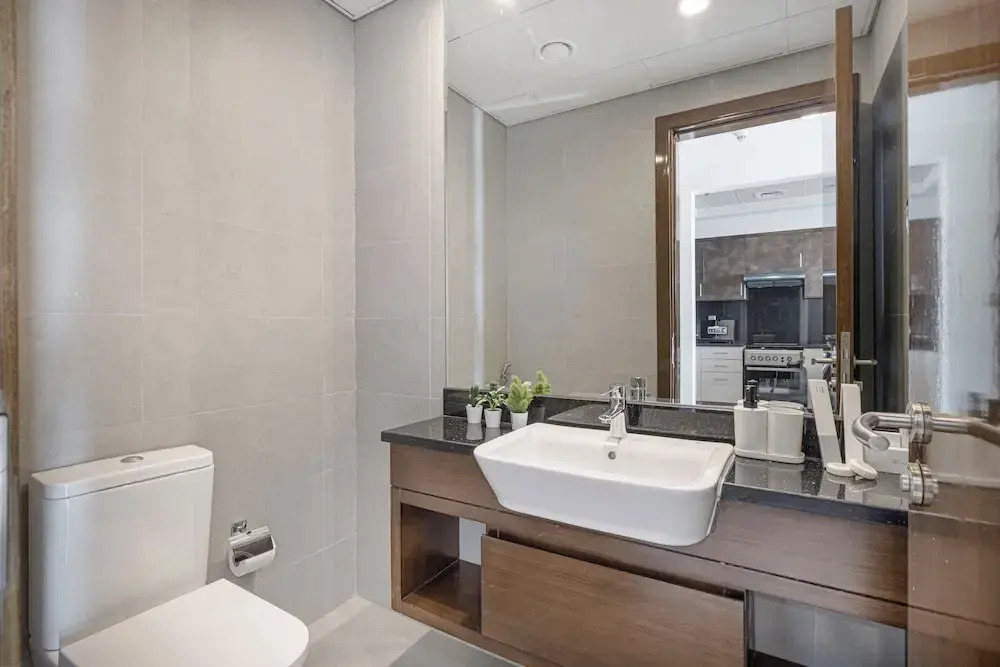 Deluxe Nine Tower Suites By Hostiva - Downtown