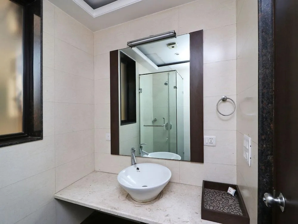 OYO 15503 Corporate House
