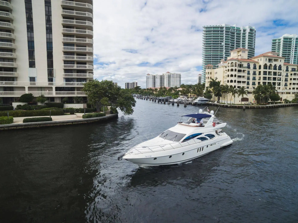 Miami Beach Luxury Yacht Charters