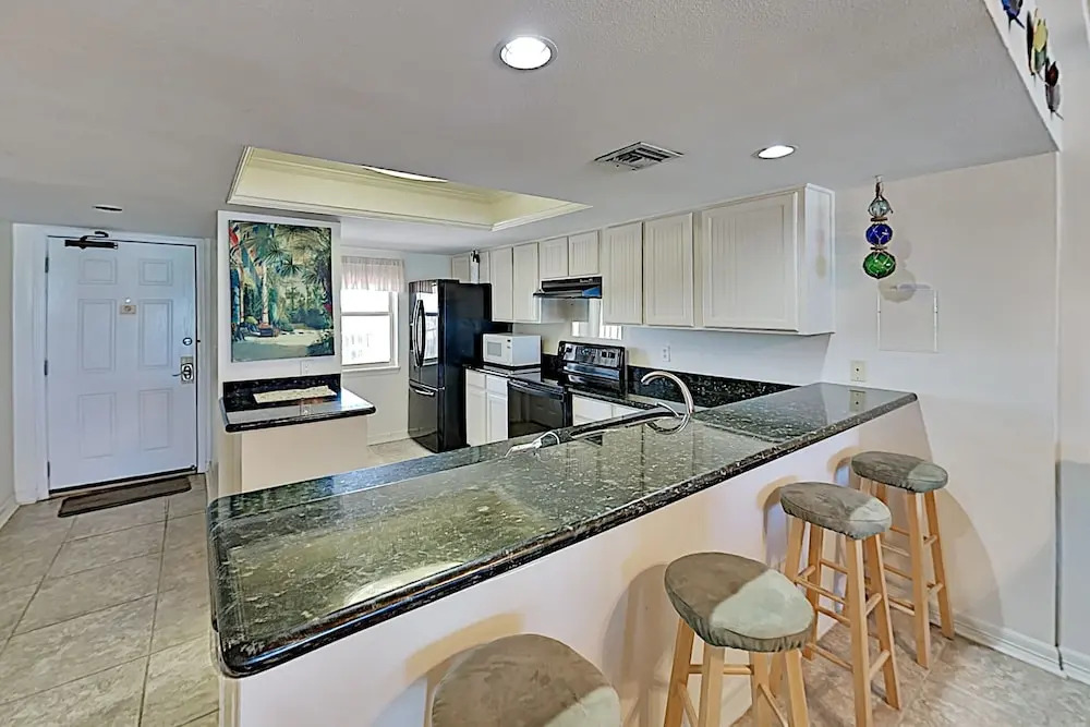 4400 Gulf Blvd Condo Unit 507