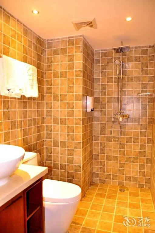 Theme Holiday Hotel