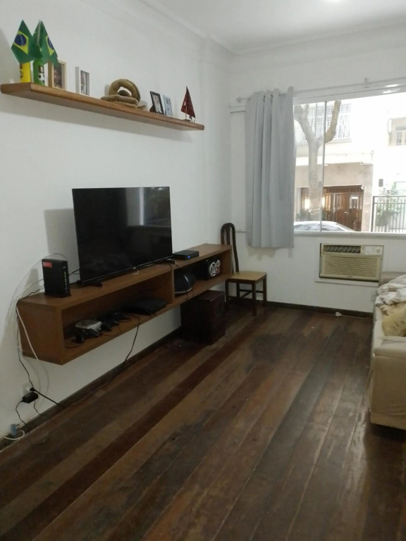 Apt inteiro 1 minuto da praia