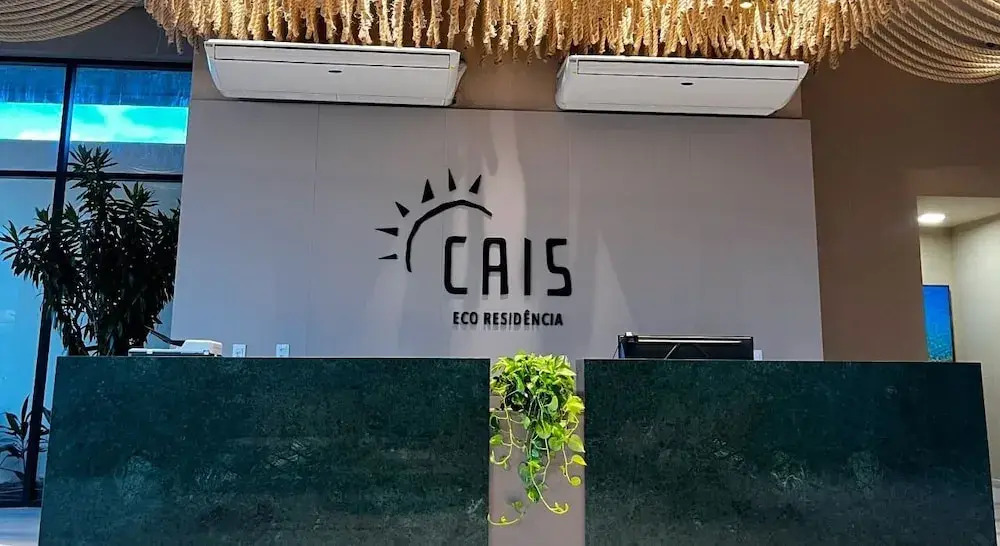 Cais Eco Residência Muro Alto by Sintta