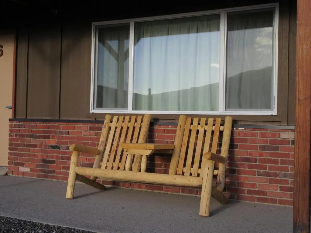 Big Bear Motel