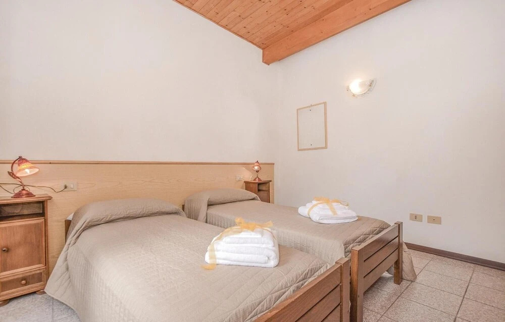 Nice Apartment in Toscolano Maderno With 2 Bedrooms and Wifi