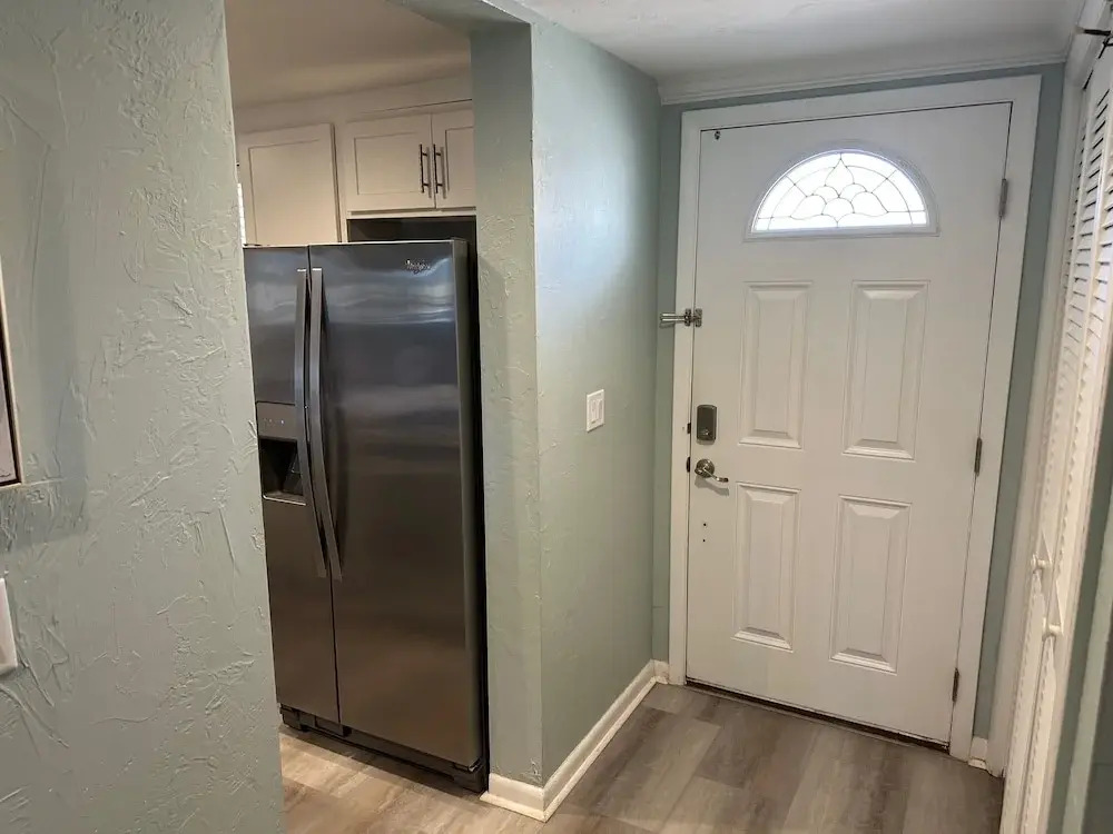 Welcome to Sandpiper Beachfront Condo. Cozy 1-bed in JAX Beach, Perfect for Couples! Pet-friendly!