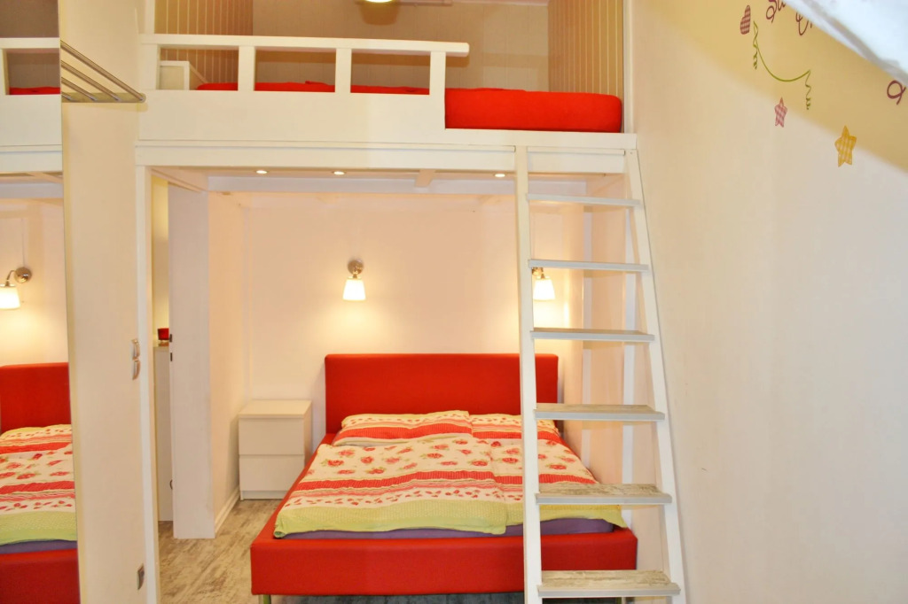 GoVienna Belvedere Apartment