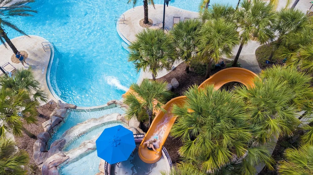 Gorgeous 4Bd with Pool @ 4072 Solterra Resort