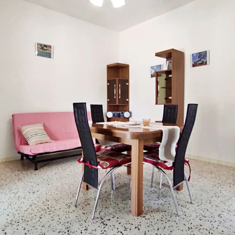 Villetta Paduli - Immersa nel Verde con Vista Mare e Giardino Privato