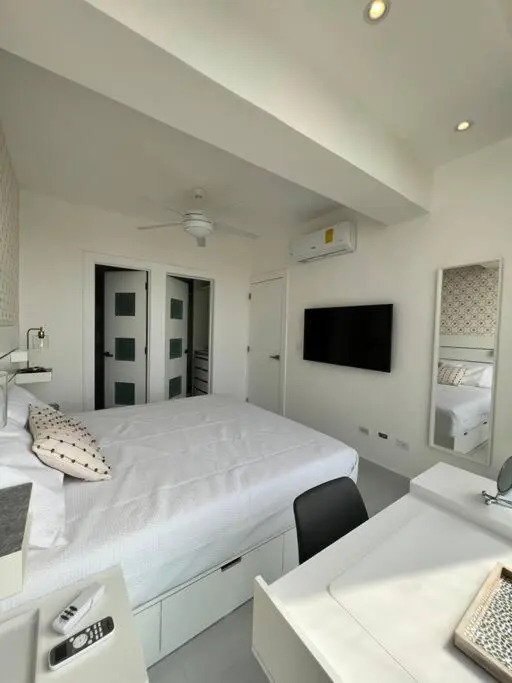 Apartamento Lujo + Piscina infinita + GYM + Sauna