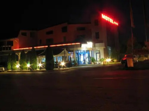 Formula 1 Motel