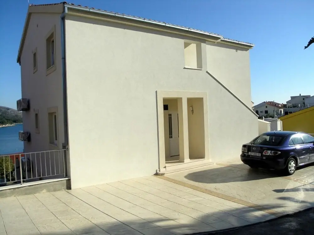 Aurelius - Relaxing With Gorgeous View - A3 Maja