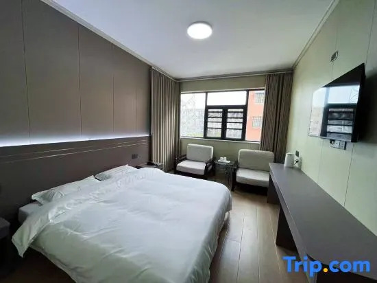Heyuan Hotel