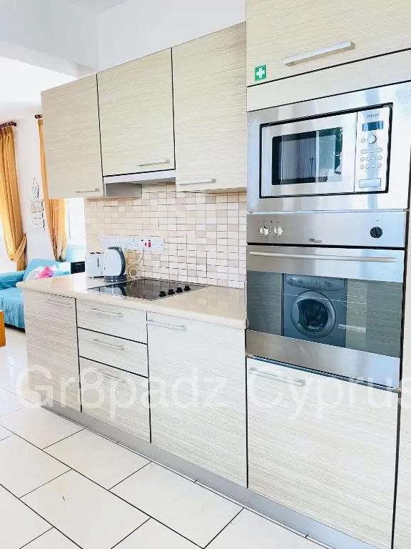 Gr8padz Villa Artemis