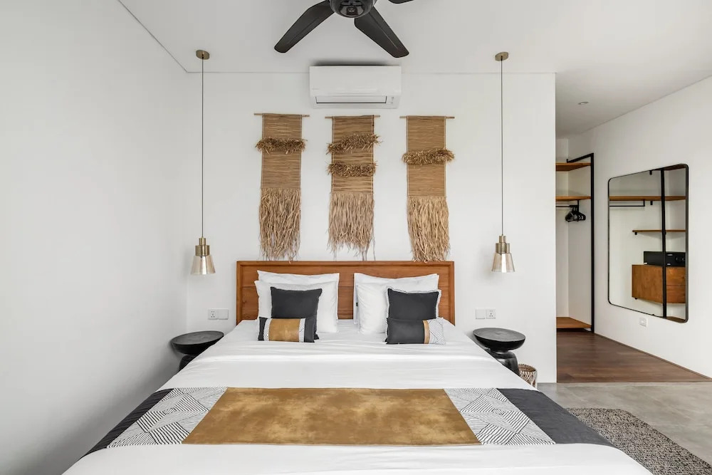 Modern 3 Bedrooms Villa Myla By OriVista, Pool-Netflix-Wifi